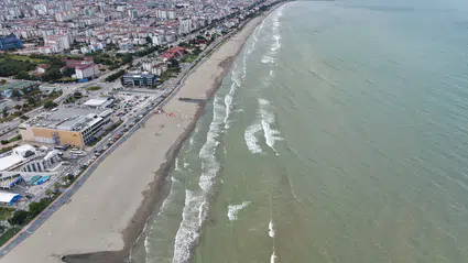 Samsun Valiliği uyardı: Pazartesiye kadar denize girmeyin