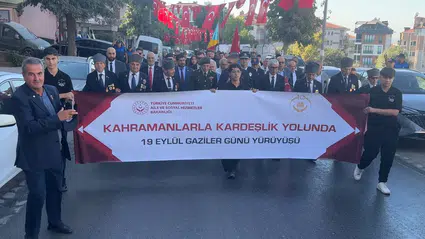 Avcılar'da Gaziler Günü'ne özel anlamlı yürüyüş