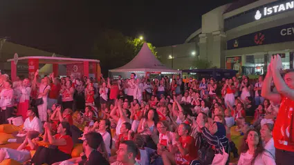 Filenin Sultanları Avrupa'nın Zirvesinde: İstanbul'da Büyük Coşku
