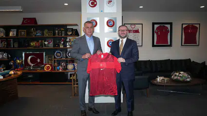 TFF'nin zirvesinde kritik yayın ihalesi gündemi