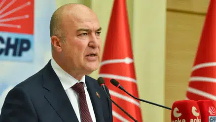 Murat Bakan, CHP'den istifa ettiğini açıkladı: "Yeni partimizde Özgür Özel liderliğinde iktidara yürüyoruz"