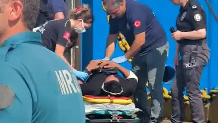 Samsun'da acı teslim: Ural gemisinde ölen aşçıbaşının cenazesi ailesine verildi, yaralılar hastanede