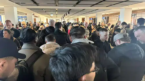 Türk turizmcilere Berlin kapısında saatlerce bekletilme şoku