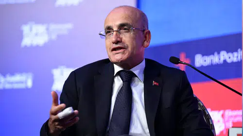 Şimşek ve Karahan jeopolitik gerilimin gölgesinde Londra yolcusu