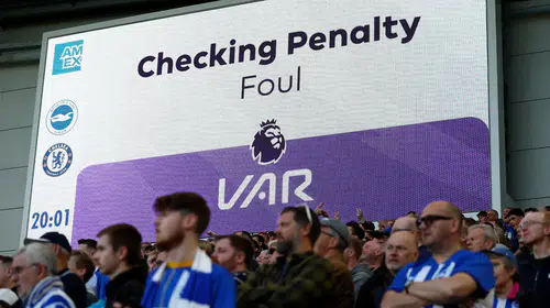 Premier Lig taraftarlarının büyük çoğunluğu VAR uygulamasına karşı