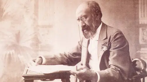 Osman Hamdi Bey’in “Cami Kapısında” tablosu Londra’da 3,6 milyon sterline satıldı