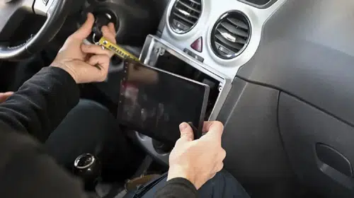 Araç sahipleri atölyelere akın etti: Ses ve görüntü sistemleri yasak