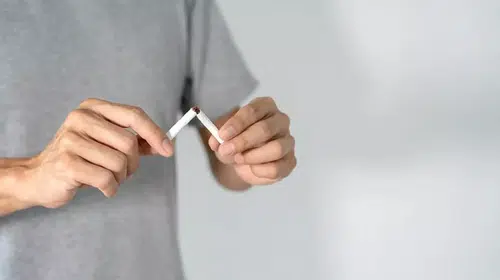 Nikotin babadan çocuğa geçiyor: Diyabet riski uyarısı