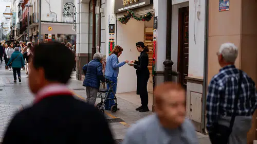Kamu yönetiminde tarihi imza: Haftalık çalışma süresi 35 saate düşürüldü