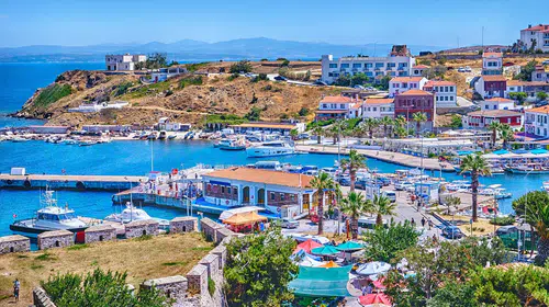 Bozcaada’ya Ramazan Bayramı’nda bazı araçların geçişi geçici olarak kısıtlandı