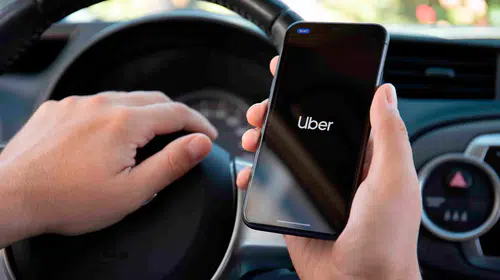 Şehir içi ulaşım dönüşüyor: Uber 2028’de robotaksi seferlerini başlatıyor