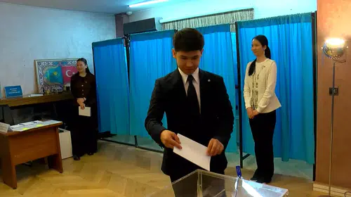 Kazakistan’da halk anayasa referandumuna evet dedi