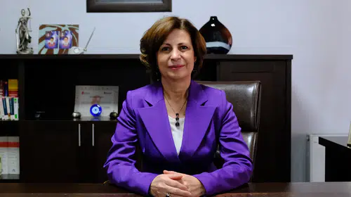 Ayşe Ünlüce kimdir? Eskişehir Büyükşehir Belediye Başkanı Ayşe Ünlüce kaç yaşında, nereli?