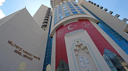MHP İstanbul İl ve 39 İlçe Teşkilatı feshedildi
