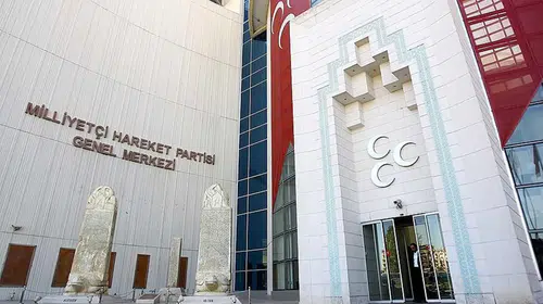 İstanbul ve Kütayha'nın ardından MHP Eskişehir İl Teşkilatı feshedildi