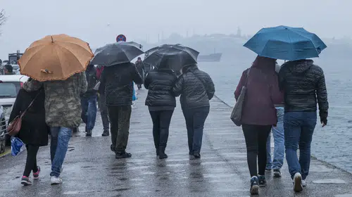 İstanbul’da bahar havası kısa sürecek: AKOM’dan soğuk uyarısı