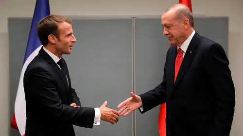 Türkiye-Fransa hattında stratejik telefon trafiği: Masada Ermenistan ve Ukrayna var