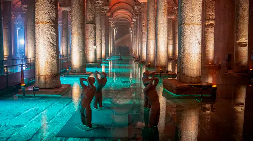 Yerebatan Sarnıcı'nda devir krizi: İBB giriş ücretini 1 TL'ye indirdi