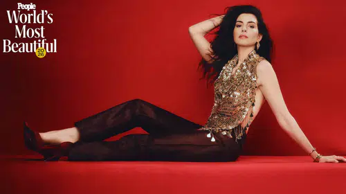 Anne Hathaway “dünyanın en güzel kadını” seçildi