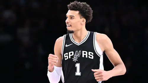 Wembanyama NBA’de tarihe geçti: En genç “yılın savunmacısı” seçildi