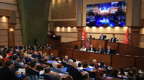 İBB meclis komisyon listeleri tam liste: İstanbul Büyükşehir Belediyesi komisyonlarında kimler var?