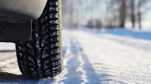 Sürücülerin dikkatine: Kış lastiği uygulaması bitiyor, yeni tarifeler belli oldu