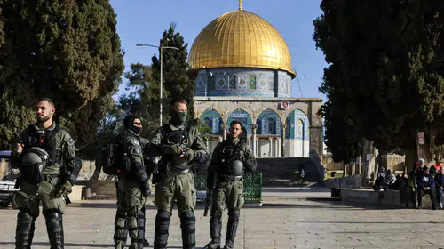 Mescid-i Aksa, 41 gün aradan sonra yeniden ibadete açıldı