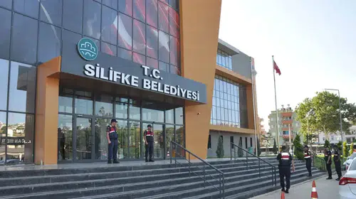 Silifke Belediyesi’nde başkanvekili CHP’li Oğuzhan Kökten oldu