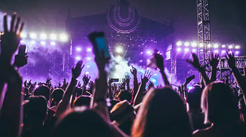ABD’de müzik festivalinde korkunç olay : Tuvalette yeni doğmuş bebek cesedi bulundu