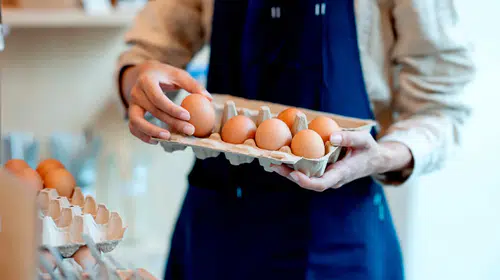 ABD'de salmonella alarmı tırmanıyor: 1,6 milyon koli yumurta piyasadan toplatılıyor