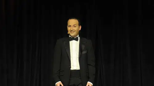 Tolga Çevik ekranlara dönüyor: TolgShow Yıldızlar'ın yayın tarihi ve ilk konukları açıklandı