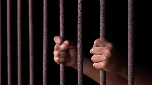 Suça sürüklenen çocuklara yönelik düzenleme komisyondan geçti: Cezalar ve infaz sistemi değişiyor