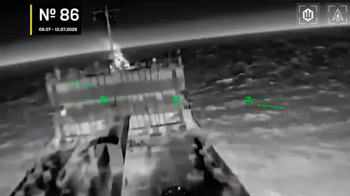Ukrayna ordusu Rus gölge filosunu hedef aldı: Gece operasyonunda 14 gemi vuruldu