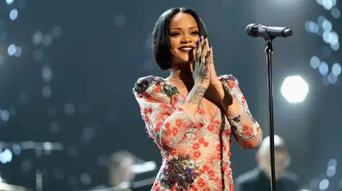Rihanna'nın sosyal medya hamlesi gündem oldu: Ankara Havalimanı'nı takibe aldı