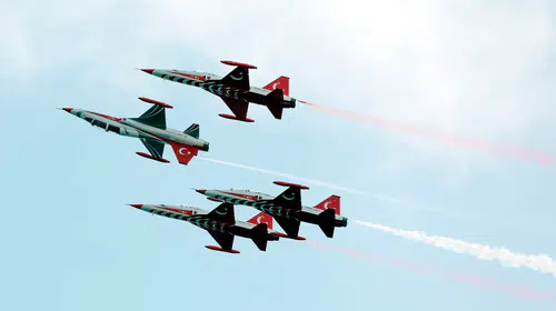 Ankara semalarında Türk Yıldızları heyecanı: Valilikten vatandaşlara yüksek ses uyarısı