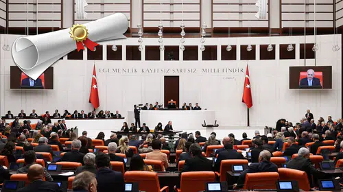 TBMM'ye sunulan teklifte sahte diplomaya 5 yıla kadar hapis cezası öngörülüyor