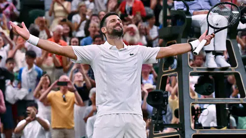 Novak Djokovic'ten Wimbledon'da tarihi zafer: 5 saat 15 dakikalık maratonla yarı finale yükseldi