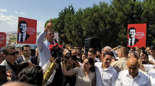 Özgür Özel: Yol yolcudan uludur, sonunda iktidar değişecek