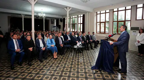 Bakan Tekin'den Özel Bezciyan Ermeni Okulu'na ziyaret: Azınlık okullarında müfredat yenileniyor