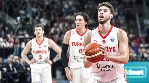 A Milli Erkek Basketbol Takımı'nın Litvanya ve İzlanda maçları için aday kadro açıklandı