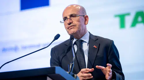 Bakan Şimşek ikinci çeyrek verilerini değerlendirdi: İşsizlik yüzde 7,9'a geriledi