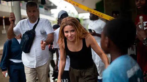 Shakira'dan deprem bölgesine büyük destek: Üniversite ve 10 yeni okul inşa edilecek