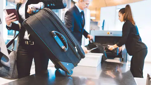 KKTC'de girişlerde yeni dönem: 3 ülke vatandaşı için E-Vize zorunluluğu geliyor