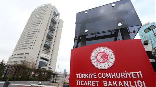 Ticaret Bakanlığı düğmeye bastı: Boğulma ve yaralanma riski taşıyan 4 bebek ürünü toplatılıyor