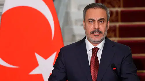 Dışişleri Bakanı Fidan, İranlı mevkidaşı Erakçi ile telefonda görüştü