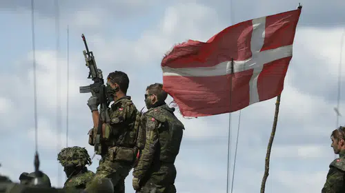 Danimarka'da zorunlu askerlik 11 aya çıktı