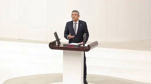Özgür Özel’den “çerçeve yasa” oylaması yorumu: “Vicdanen içim rahat”