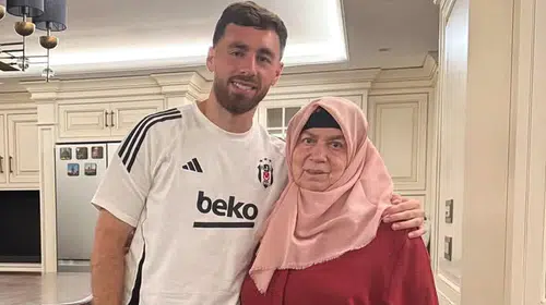 Orkun Kökçü'nün acı günü: Anneannesi hayatını kaybetti