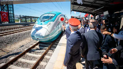 Ankara-Kayseri arası seyahat süresini 1 saat 45 dakikaya düşürecek YHT projesinde sona doğru