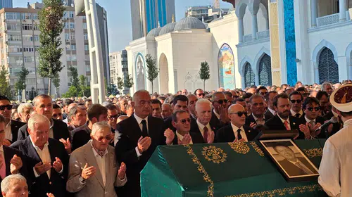 İş ve siyaset dünyası Birol Altınkılıç'ı son yolculuğunda yalnız bırakmadı